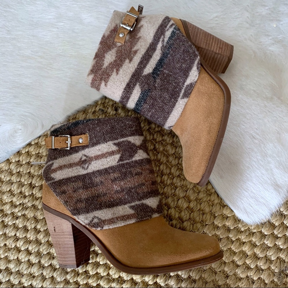 Jessica Simpson Cassley Aztec Fur Booties